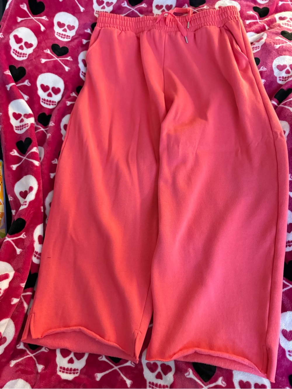 Victorias Secret/Pink Coral Pink Drawstring Wide-Leg Sweatpants